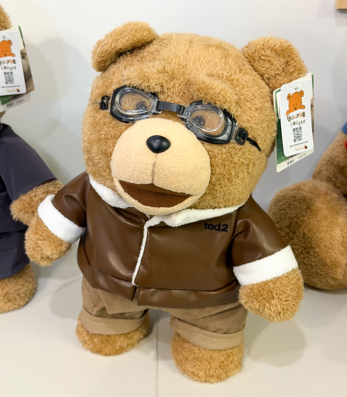 ตุ๊กตาหมีเท็ด Ted ขนาด 30cm (ชุดกันฝน ชุดนักบิน ชุดสูท)