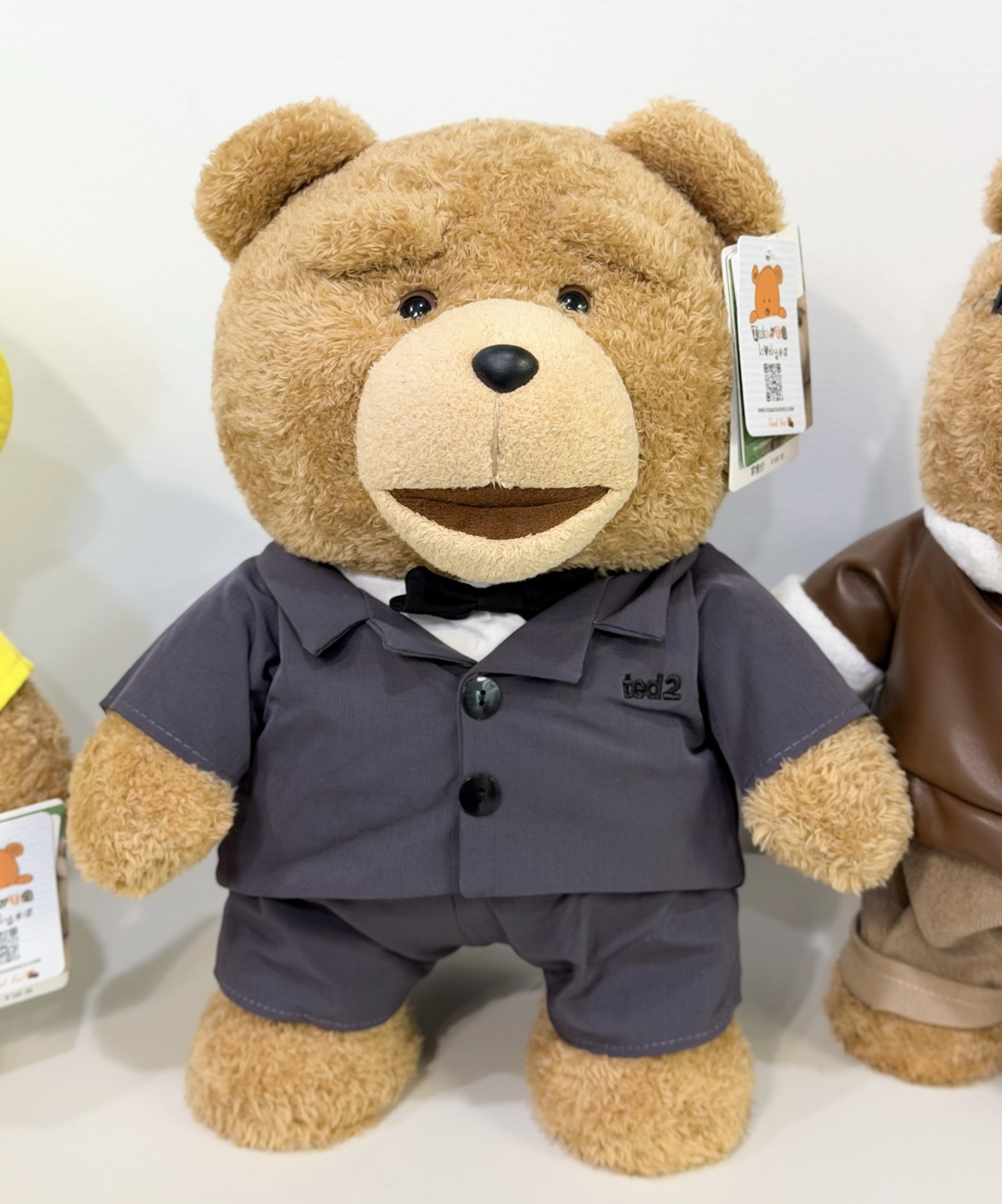 ตุ๊กตาหมีเท็ด Ted ขนาด 30cm (ชุดกันฝน ชุดนักบิน ชุดสูท)