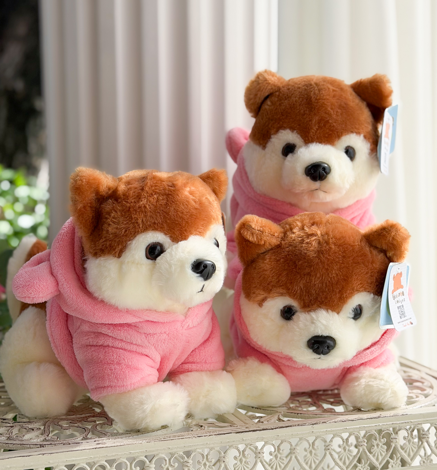 ตุ๊กตาสุนัขปอมเมอเรเนียน (Pomeranian) พร้อมฮู้ดสีชมพู ขนนุ่ม ขนาด 30cm