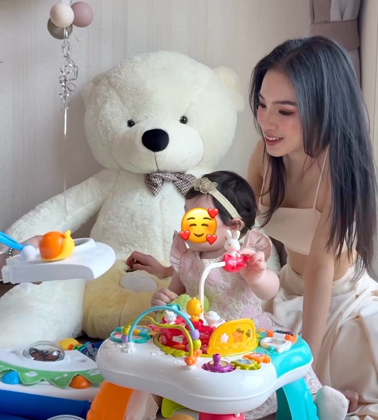 ตุ๊กตาหมีตัวใหญ่ ขนาด 2 เมตร