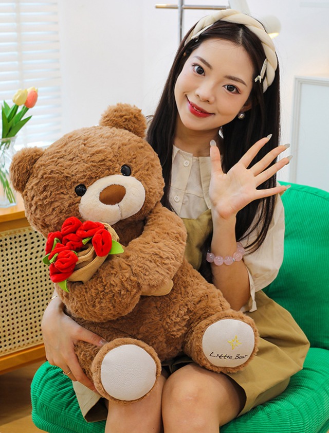 ตุ๊กตาหมีถือช่อกุหลาบ 40cm