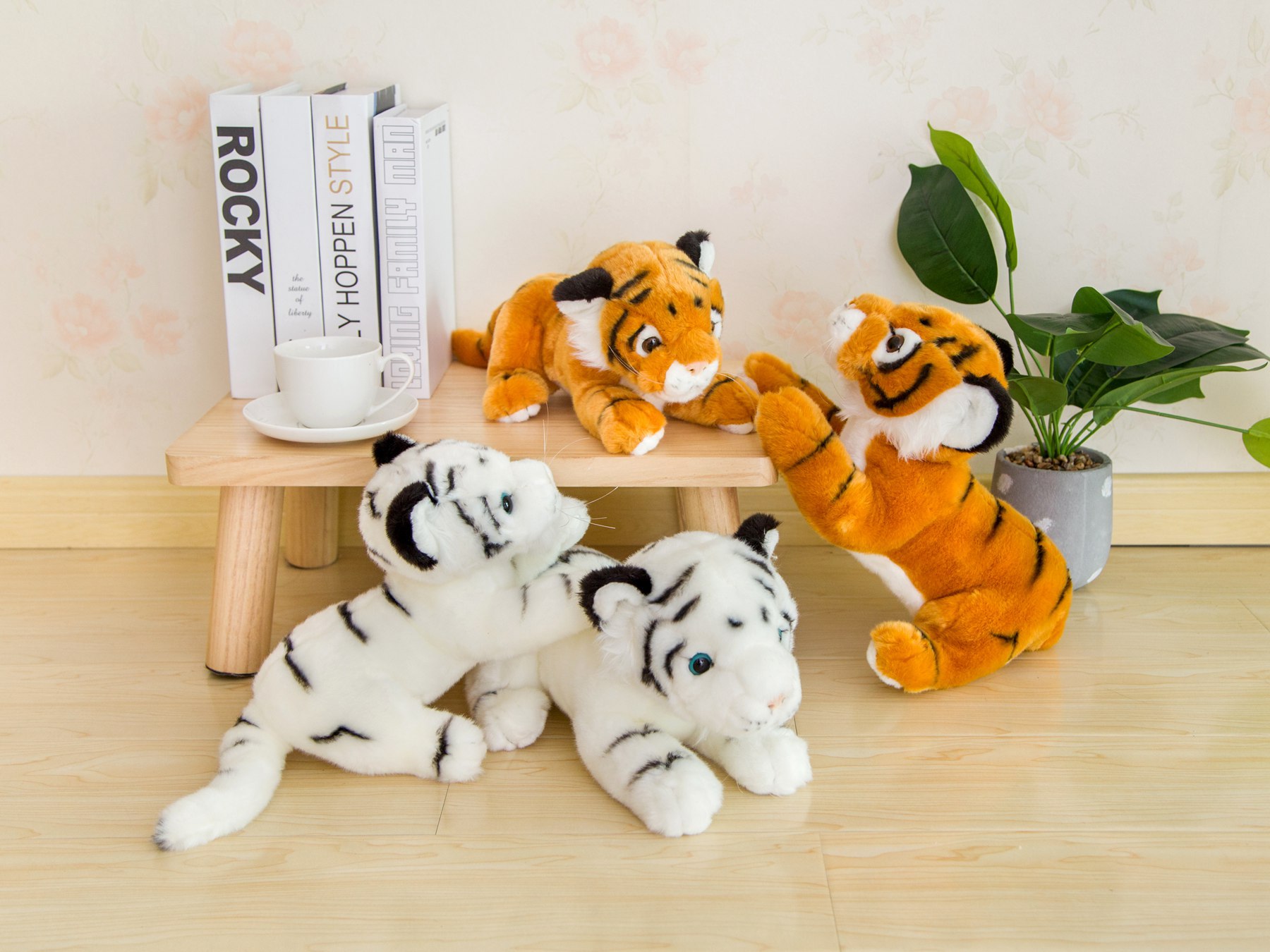 ตุ๊กตาเสือนอน 40cm (น้องเอวา)