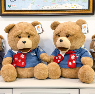 ตุ๊กตาหมี Ted2 ตัวใหญ่ ขนาด 45cm (ชุดไหมพรม)