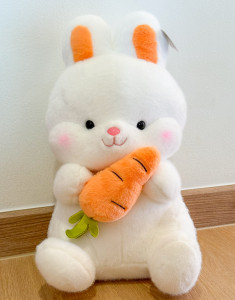 ตุ๊กตากระต่ายถือแครอท 50cm